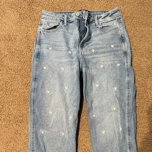 Hollister Ultra High Rise Mom Jeans